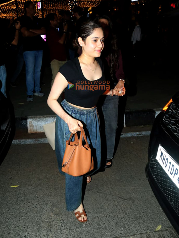 photos arbaaz khan sshura khan arhaan khan and jannat zubair snapped in bkc 3