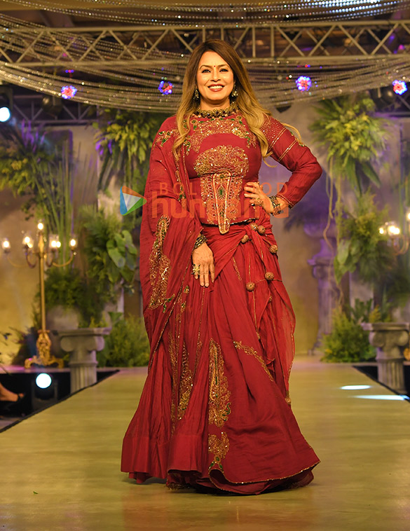 photos celebs walk the ramp for the beti fashion show charity walk 20