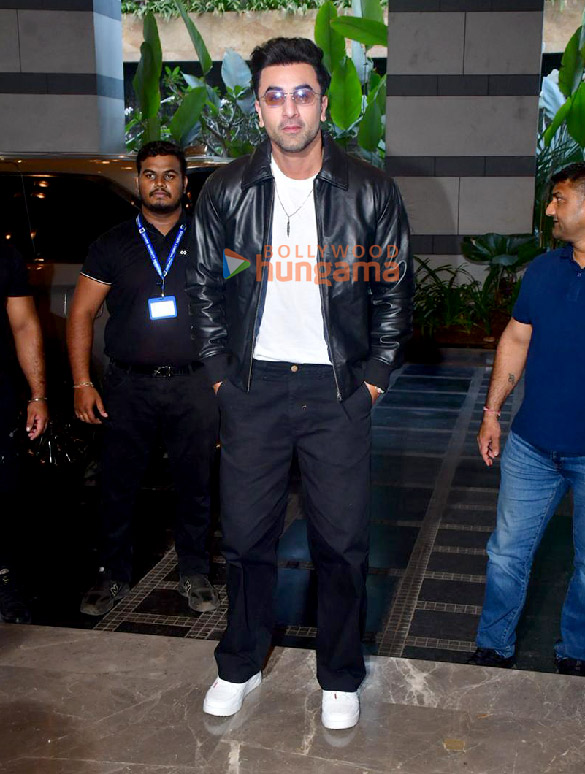 photos ranbir kapoor snapped at isgl launch 1