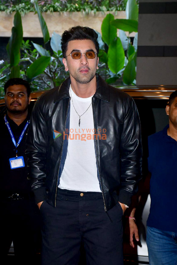 photos ranbir kapoor snapped at isgl launch 3