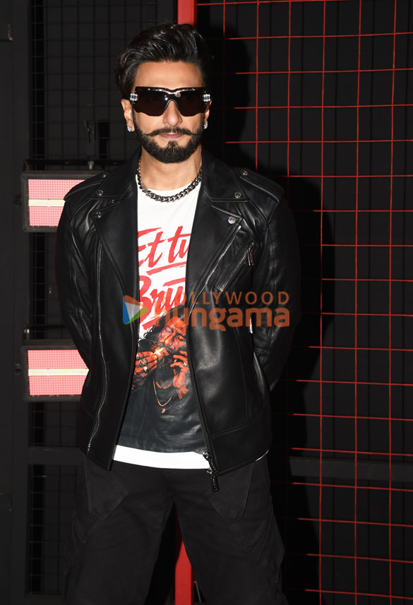 photos ranveer singh sara arjun and others grace aari aari song launch from dhurandhar the revenge 5