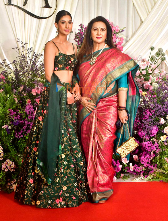 photos salman khan aamir khan anil kapoor rani mukerji rekha rakesh roshan and others attend sooraj barjatyas daughter eesha barjatyas wedding 114 6