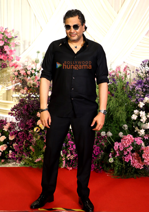 photos salman khan aamir khan anil kapoor rani mukerji rekha rakesh roshan and others attend sooraj barjatyas daughter eesha barjatyas wedding 7 2