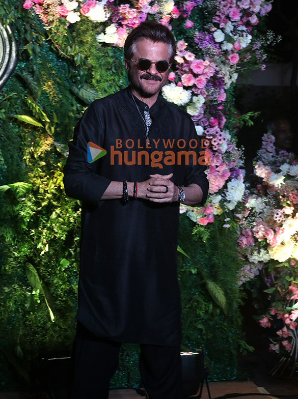 photos salman khan aamir khan tiger shroff farhan akhtar and others at komal nahtas son mohak nahtas wedding reception 3