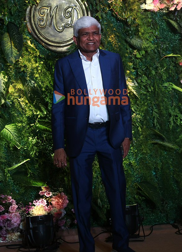 photos salman khan aamir khan tiger shroff farhan akhtar and others at komal nahtas son mohak nahtas wedding reception 49