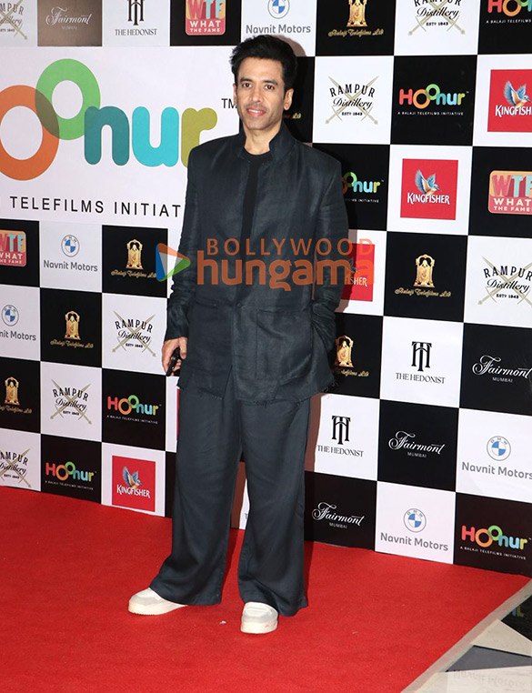 photos suniel shetty rupali ganguly jeetendra and others grace the hoonur balaji telefilms initiative grand launch 11
