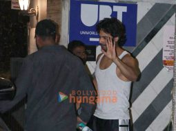Photos: Varun Dhawan snapped outside a gym in Juhu