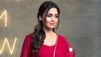 Tejasswi Prakash looks so elegant in red