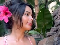 Enjoying the nature! Mallika Sherawat