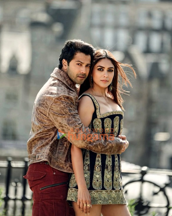 hai jawani toh ishq hona hai 10