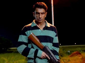 Hum Pyaar Karne Wale (Full Video) | Dhurandhar The Revenge | Shashwat Sachdev, Anuradha Paudwal, Udit Narayan, Qveen Herby