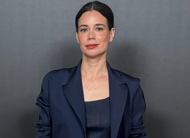 लिया कोस्टा ने द ममी पर ली क्रोनिन को 'जादूगर' कहा, "शूटिंग के दौरान आप उनकी एडिटिंग देख सकते हैं"