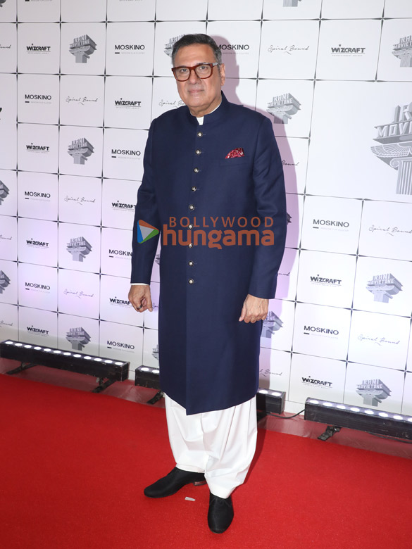 photos aamir khan javed akhtar rajkumar hirani anil kapoor sooraj barjatya and others grace the red carpet celebration of boma 34