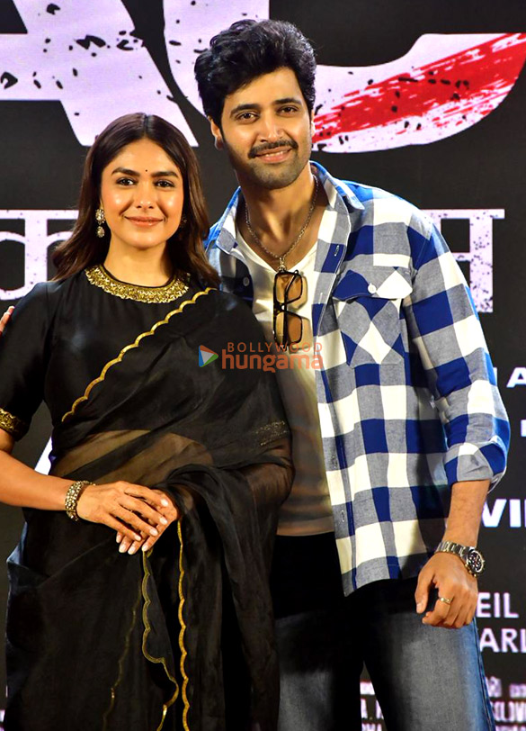 photos adivi sesh mrunal thakur anurag kashyap and zayn marie khan grace the trailer launch of dacoit 14
