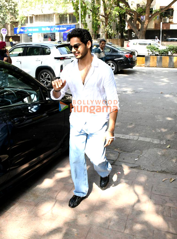photos ishaan khatter snapped at tips office in khar 6