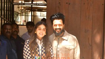 Photos: Riteish Deshmukh and Genelia Deshmukh snapped in Juhu