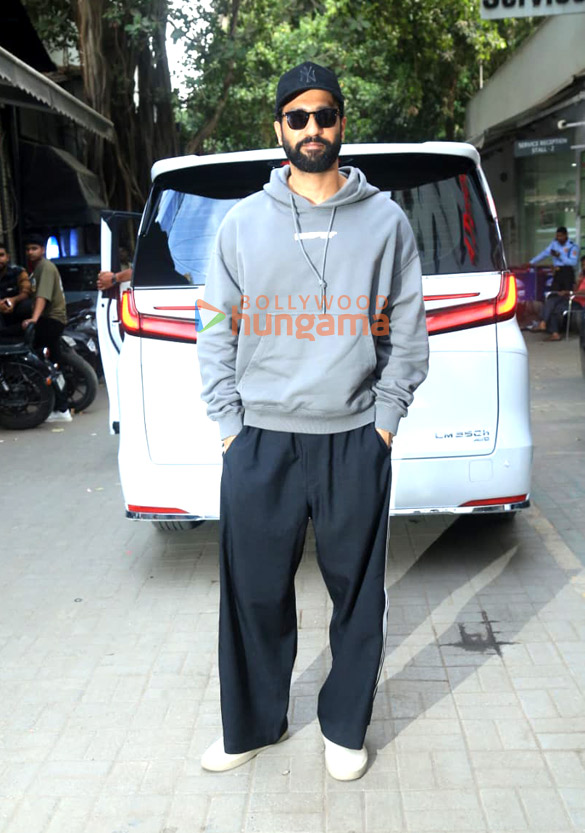 Photos: Vicky Kaushal snapped in Town Photos: Vicky Kaushal snapped in Town