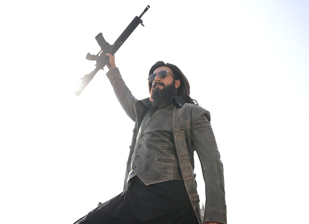 Ranveer Singh shot Dhurandhar The Revenge climax in 48°C heat, reveals makeup artist: “Containers were literally burning”