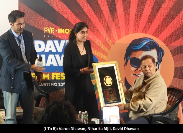 डेविड धवन पर पीवीआर की निहारिका बिजली के भाषण से वरुण धवन प्रभावित हुए; चुटकुले, डेविड धवन पर पीवीआर की निहारिका बिजली के भाषण से वरुण धवन प्रभावित हुए; चुटकुले,