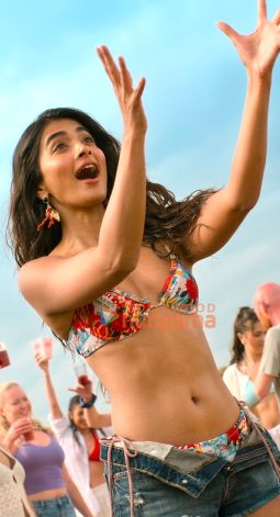 Movie Stills Of The Movie Hai Jawani Toh Ishq Hona Hai