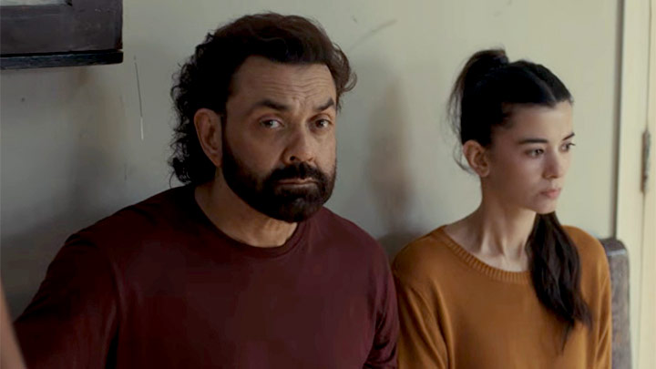 Kyun Mazaa Aa Raha Hain | Bandar | Vishal Mishra | Bobby Deol, Sanya Malhotra, Sapna Pabbi, Saba Azad Kyun Mazaa Aa Raha Hain | Bandar | Vishal Mishra | Bobby Deol, Sanya Malhotra, Sapna Pabbi, Saba Azad