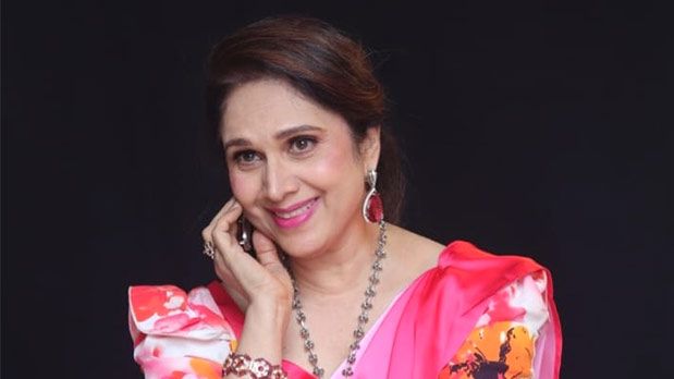 Meenakshi Seshadri returns to Mumbai after 30 years, speaks on acting comeback struggles: “I’m managing this journey on my own, without any agency”