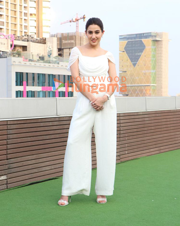 photos ayushmann khurrana rakul preet singh wamiqa gabbi and sara ali khan snapped promoting pati patni aur woh do at t series office 1