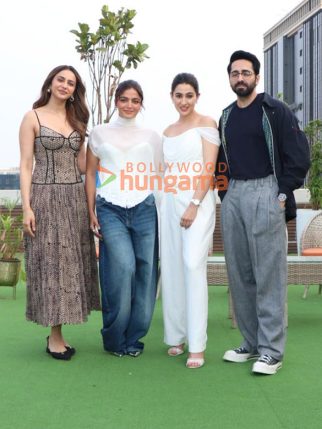 Photos: Ayushmann Khurrana, Rakul Preet Singh, Wamiqa Gabbi and Sara Ali Khan snapped promoting Pati Patni Aur Woh Do at T-Series office