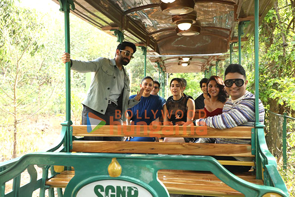 photos ayushmann khurrana sara ali khan rakul preet singh wamiqa gabbi and others grace the trailer launch of pati patni aur woh do at sanjay gandhi national park 4
