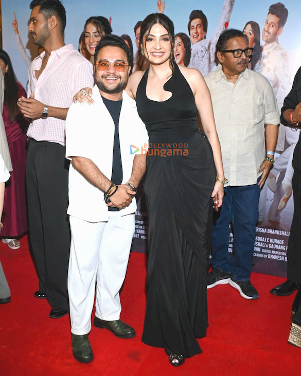 photos celebs grace the grand premiere of vaanki chuki love story 11