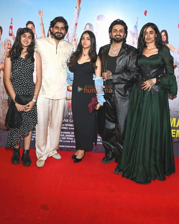 photos celebs grace the grand premiere of vaanki chuki love story 17