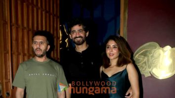 Photos: Gaurav Kapoor, Kritika Kamra, Ritesh Sidhwani and Nandita Mahtani snapped in Bandra