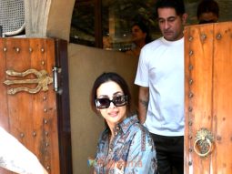 Photos: Malaika Arora, Kritika Kamra, Amrita Arora and others snapped in Bandra