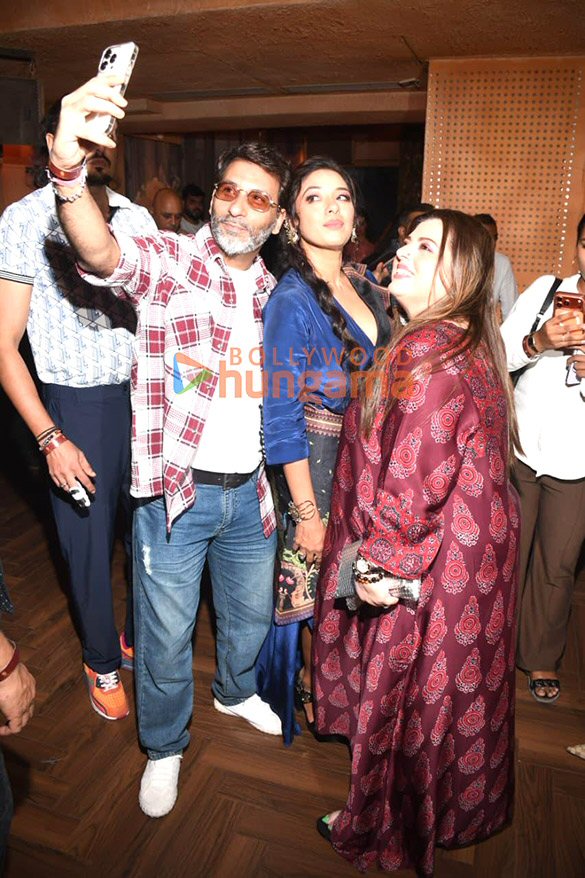 photos rupali ganguly celebrates her birthday with delnaaz irani tanishaa mukerji and others at belmarose sahara star mumbai 15
