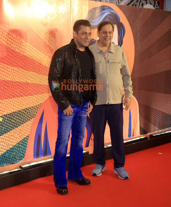 photos salman khan varun dhawan david dhawan and others snapped at the david dhawan film festival 15