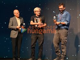 Photos: Sooraj Barjatya, Kiran Rao, Aanand L Rai, Shoojit Sircar and others snapped at the 7th Screenwriters Association Awards
