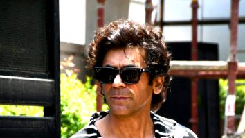 Photos: Sunil Grover and others snapped at the private airport on their way to meet Sri Sri Ravi Shankar Guruji in Bengaluru