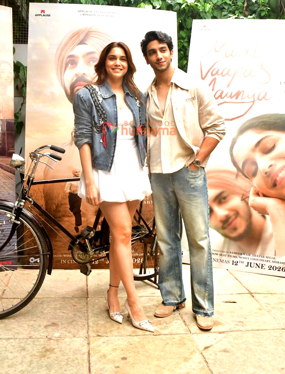 photos vedang raina sharvari and imtiaz ali snapped promoting their film main vaapas aaunga 1