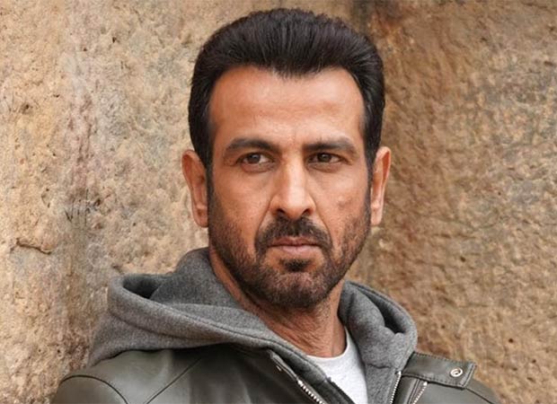 Ronit Roy warns fans about online impostor using his name to target women and asking for money; says, “Cops are coming for you”