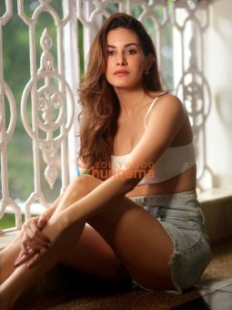 Celeb Photos Of Amyra Dastur