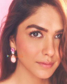 Mrunal Thakur