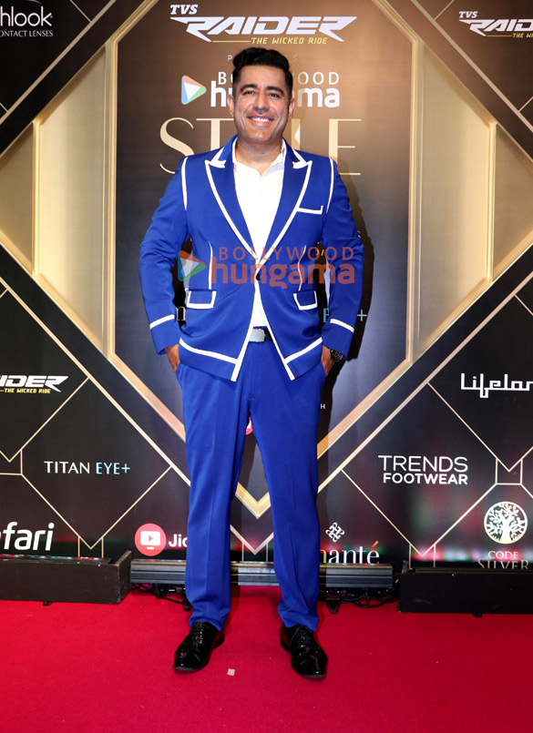 photos akshay kumar ananya panday sharvari shahid kapoor bhumi pednekar vaani kapoor arshad warsi and others grace the red carpet at bollywood hungama style icon awards 26 10