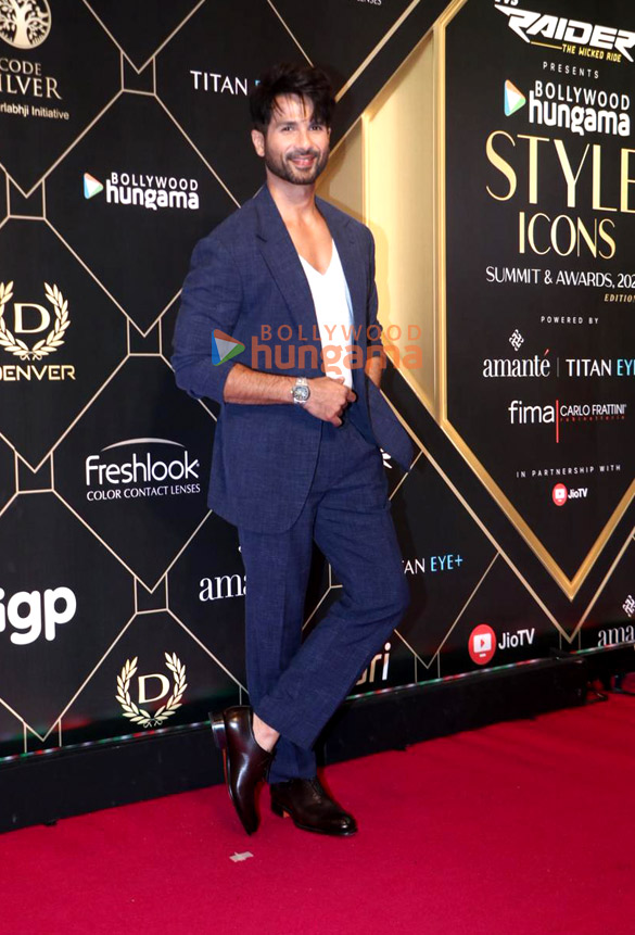 photos ananya panday sharvari shahid kapoor bhumi pednekar vaani kapoor arshad warsi and others grace the red carpet at bollywood hungama style icon awards 2026 11