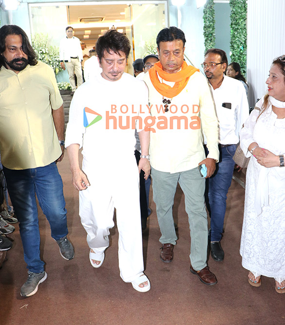 photos anil kapoor hema malini sajid nadiadwala anu malik and others attend late pahlaj nihalanis prayer meet 42