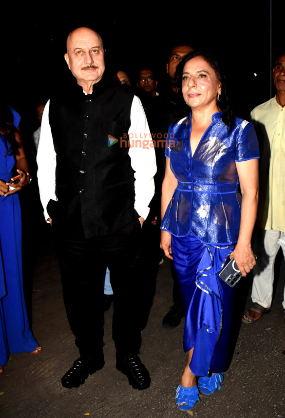 photos ashish shelar and anupam kher snapped inaugurating sangeeta babani 4