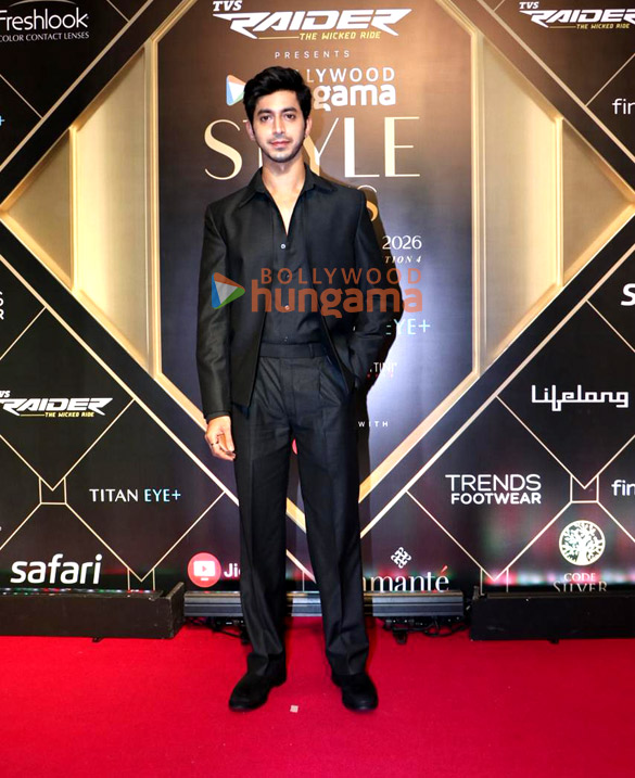 photos bhumi pednekar vaani kapoor arshad warsi and others grace the red carpet at bollywood hungama style icon awards 2026 2