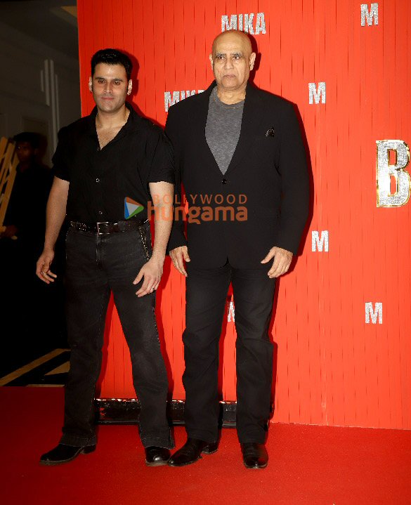 photos hema malini anupam kher sonu nigam iulia vantur and others attend mika singhs 50th birthday bash 13