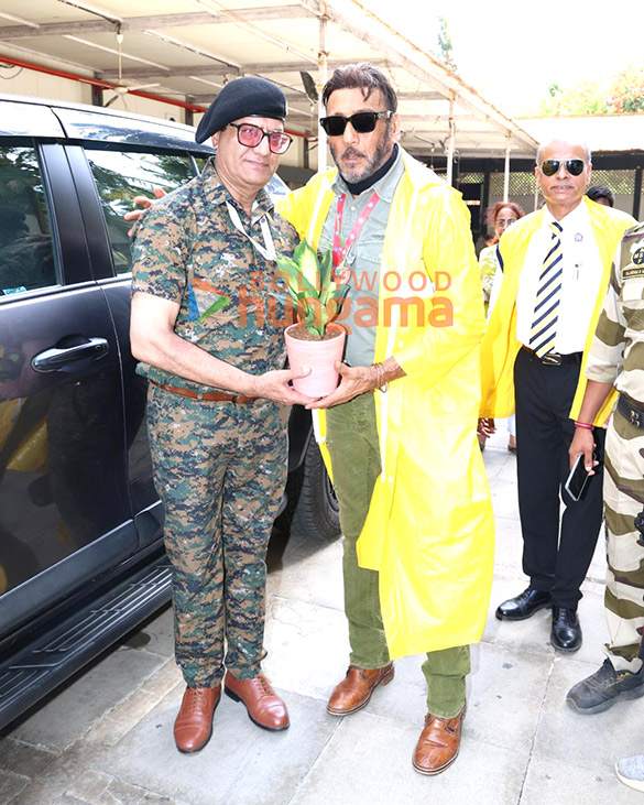 photos jackie shroff and other celebs attend an event felicitating the frontline heroes 8