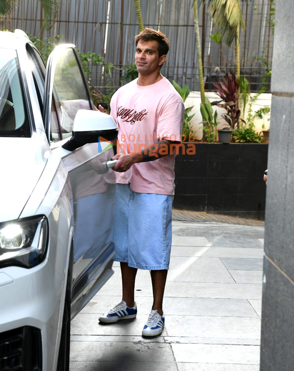 photos karan singh grover snapped in santacruz 3