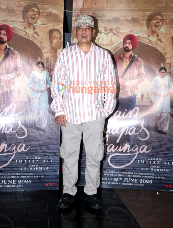 photos naseeruddin shah kabir khan ahsaas channa and others grace the special screening of main vaapas aaunga 6